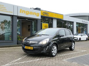 Opel Corsa 1.4 16V 100pk BlitZ Navigatie 16'' LMV