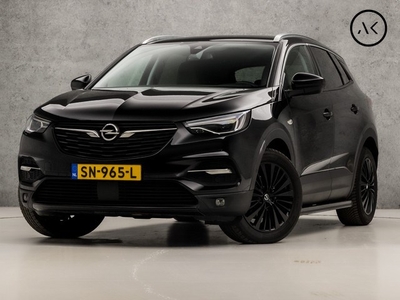 Opel Grandland X 1.2 Turbo Executive Black Edition (APPLE