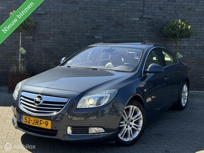 Opel Insignia 1.6 T -LEDER-NAVI- Apk (08-05-2025) *INRUIL