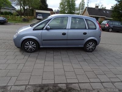 Opel Meriva 1.6-16V Enjoy (bj 2003, automaat)