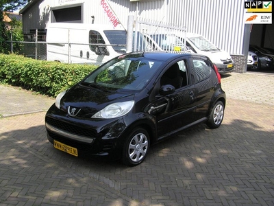 Peugeot 107 1.0-12V XS nap 1e eigenaar airco sturbekr