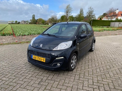 Peugeot 107 1.0 Active (bj 2013)