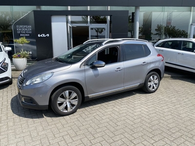 Peugeot 2008 1.2 PureTech Allure Automaat // PanoDak // NAvi info Roel 0492-588951