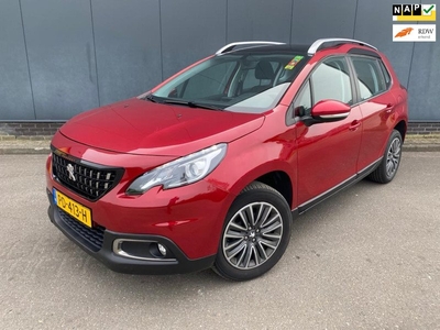 Peugeot 2008 1.2 PureTech Blue Lion-Navigatie-PDC-Pano-Nieuwstaat!