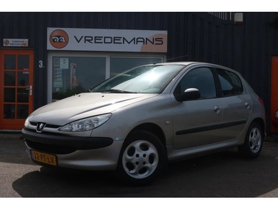 Peugeot 206 1.4 Air-line (bj 2004)