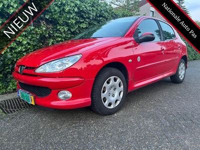 Peugeot 206 1.4 Génération UNIEK 55.837 KM,2e Eigenaar,5