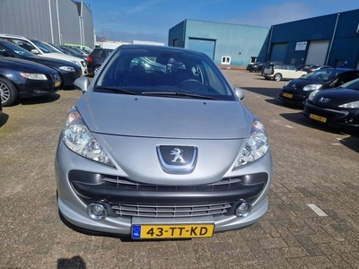 Peugeot 207 1.6 benzine GTI rijd super (bj 2007)