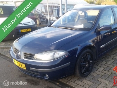 Renault Laguna 1.6-16V Business, Nieuwe APK bij aflevering