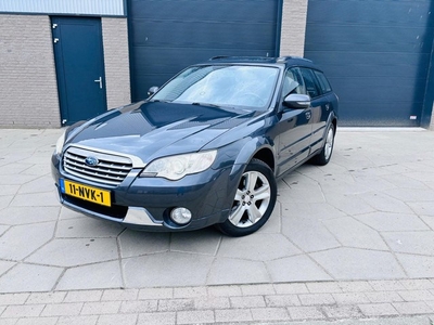 Subaru Outback 2.5i Luxury AIRCO 4x4