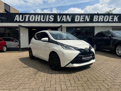 Toyota Aygo 1.0 VVT-i 5Deurs Airco Cruise Ctr Elek Pakket