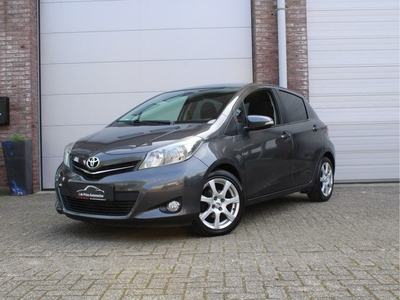 Toyota Yaris 1.3 VVT-i Dynamic Airco/Camera/Navi/Garantie