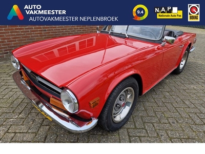 Triumph TR6 Soft Top 1975 rood unieke staat liefhebbers