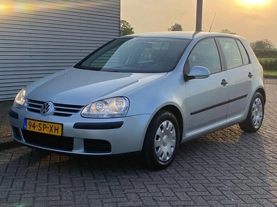 Volkswagen Golf 1.6 FSI Comfortline Automaat Bj 2006 ECC