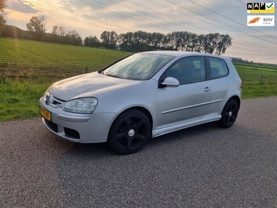 Volkswagen Golf 1.6 FSI Trendline Airco