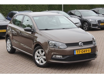 Volkswagen Polo 1.0 / 5drs / Parkeerhulp V+A / Radio /