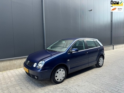 Volkswagen Polo 1.4-16V Athene Automaat-Nette auto