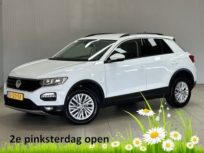 Volkswagen T-Roc 1.0 TSI Style /Apple + Android /Lane Assist! /Airco /Adaptive Cruise /Elek. pakket /Bluetooth /Regensensor /16