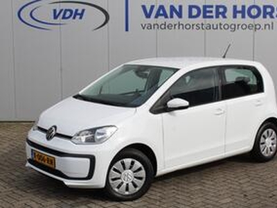 Volkswagen UP! 1.0-65pk 5drs. Slechts 22,- wegenbelasting ! Airco, radio, telefoonvoorb., 5drs., Isofix, lane assist etc.