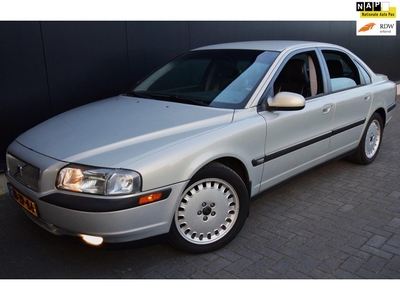 Volvo S80 2.4 Moondust Metallic Lpg G3 170 pk