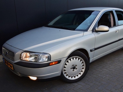 Volvo S80 2.4 Moondust Metallic Lpg G3 170 pk