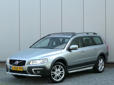 Volvo XC70 T5 FWD AUT Nordic+ Schuifdak / Standkachel /