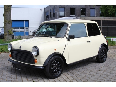 Austin Mini Benzine