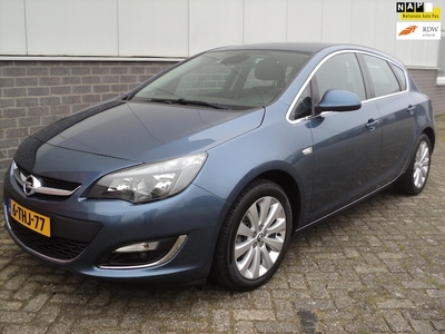 Opel Astra Benzine