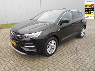 Opel Grandland Benzine