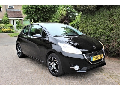 Peugeot 208 Benzine