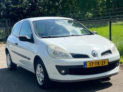 Renault Clio Benzine