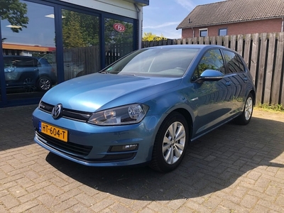 Volkswagen Golf Benzine