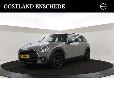 MINI MINI Clubman One Classic Automaat / LED / Comfort Access / Stoelverwarming / Navigatie / Comfortstoelen / Verwarmd Stuurwiel