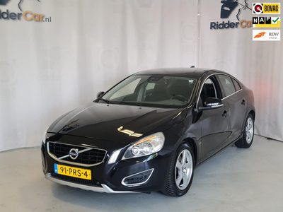 Volvo S60 1.6 T4 Momentum|GARANTIE|AUTOMAAT|NAP|1E EIG|TREKHAAK|NAVI|PARK SENS|CRUISE