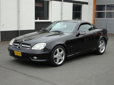 MERCEDES SLK-KLASSE 320 Special Edition AMG uitgevoerd, automaat, airco, licht metalen velgen, V6, lederen bekleding, enz.