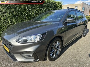 Ford Focus Wagon 1.0 EcoBoost ST Line Business