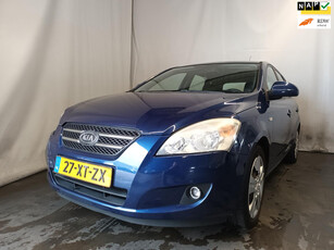 Kia Cee'd 1.6 X-ecutive - Airco - Schade