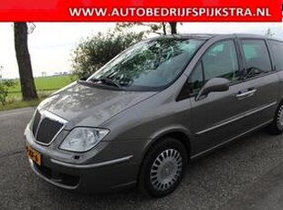 Lancia PHEDRA 2.2 JTD Platino // 7-PERS //