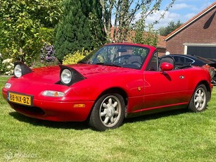 Mazda MX-5 1.6i-16V