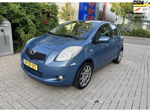 Toyota Yaris 1.3 VVTi Sol goed onderhoudende auto met Airco