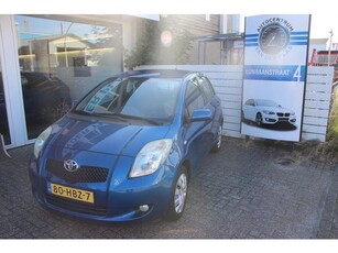 Toyota Yaris 1.3 VVTi Sol MMT