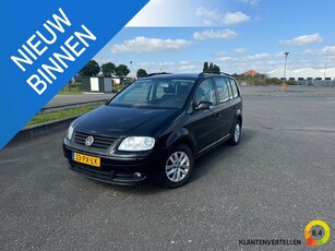 Volkswagen Touran 1.6-16V FSI Turijn