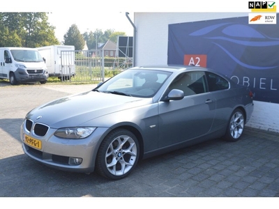 BMW 3-serie Coupé 320i Executive / AIRCO / CRUISE CONTROL /