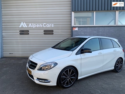 Mercedes-Benz B-klasse 180 Prestige Automaat / Xenon / PDC