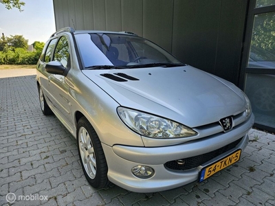 Peugeot 206 SW 1.6-16V Quiksilver