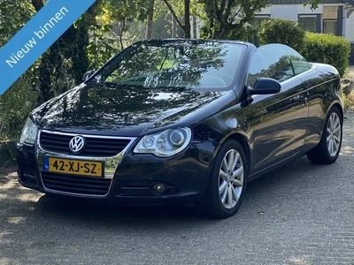 Volkswagen Eos 2.0-16v FSI Leer navi pdc nap apk 2-25