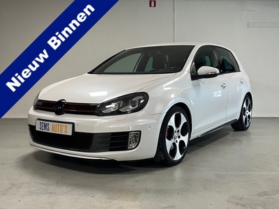 Volkswagen Golf 2.0 GTI Adidas uitvoering Led / Key Les /