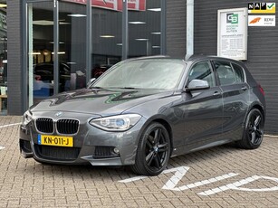 BMW 1-serie 125i/M-PAKKET/NAVI/218 PK/PDC/NETTE STAAT!!