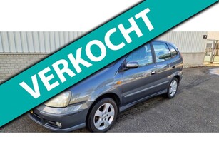 Nissan Almera Tino 1.8 Tekna