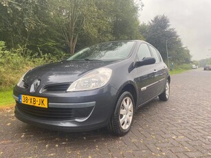 Renault Clio 1.2-16V Rip Curl super netjes en goed