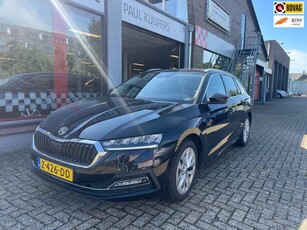 Skoda Octavia Combi 1.0 TSI MILD HYBRID 110pk Business Edition Plus *17